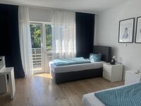 Doppelzimmer mit Bad/WC und Balkon