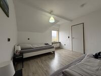 kleines Schlafzimmer - Bild 1