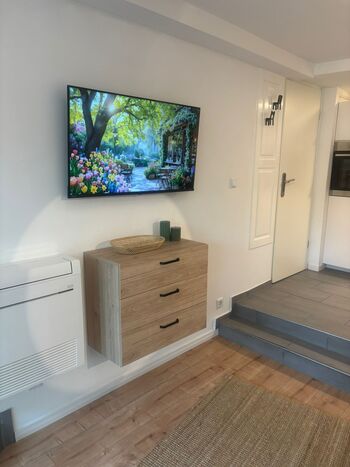 RIVERSIDE Apartment Picture 3