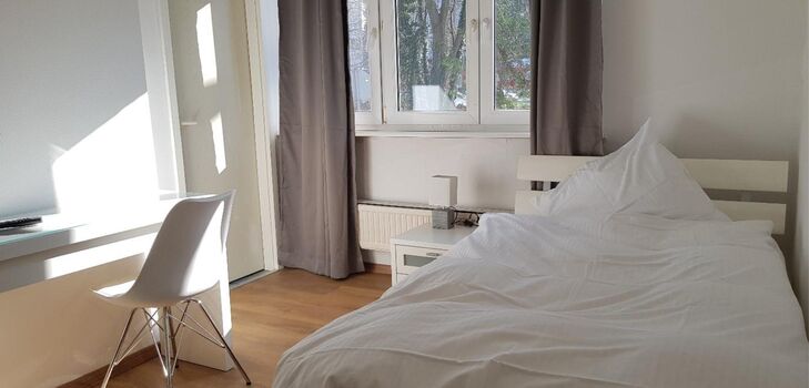 Günstige Zimmer bei Frankfurt mit TV und WLAN Bild 3