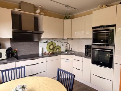 Geräumige Küche