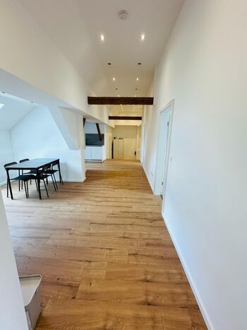 8 Wohnungen in Pöttmes, je Wohnung 1 Firma. Privat Parkplatz