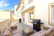 Eigene Terrasse mit Gasgrill – grillen & entspannen nach Feierabend in Saarburg