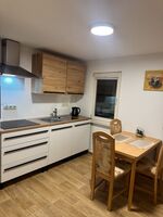 Stilvolle, hochwertig ausgestattete Wohnung Bild 9