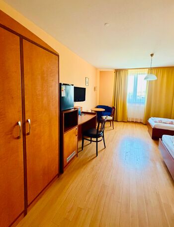 Apartments mit Einzelbetten und Bad für 2 Personen Picture 4
