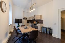 3 Zimmer, bis 8 Personen Apartment in zentrale Lage Neustadt Picture 3