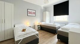 MH16 / TOMASZ-LIVING in OBERHAUSEN - Viel Platz + Balkon Obrázok 4