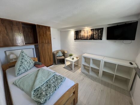 Guestroom v Löwenstein-Rittelhof