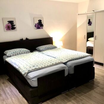 Schlafzimmer 2