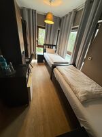 Zweibettzimmer mit Gemeinschaftsbad