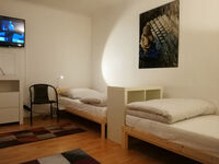 Studio Pfeiffer Picture 24